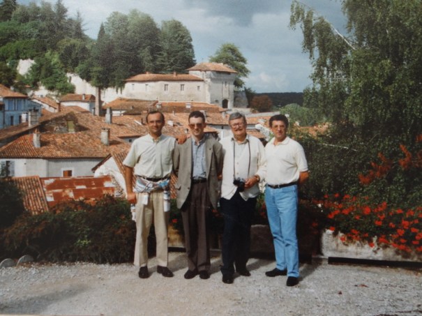 Présents dés la fondation.