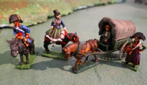 Vivandières : minifigs (la plus petite, Warmodelling  les  grandes. A noter unchirurgien sur son ane (warmodelling également) - la tête est particulièrement vilaine, les vivandières sont peu avenantes.