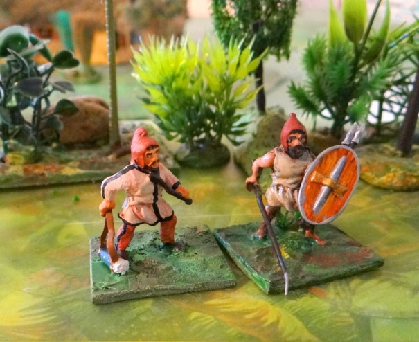 Même chose avec ce javelinier thrace transformé en archer scythe !