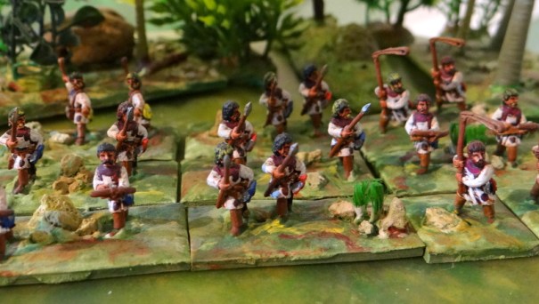 Aux. légers : 1/4 d'arbalétriers, 1/4 de frondes à manche, 1/4 de fronde, 1/4 de lanciers. Pour tous les goûts quoi !