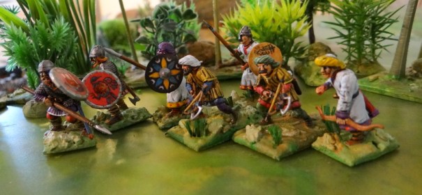 Un échantillon de diverses boites "plastiques" dont 2 vikings égarés.