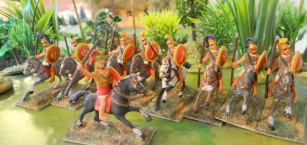 A part un grand nostalgique, qui voudrait de ces cavaliers grecs aujourd'hui ? Pour le nostalgique sachez que la gamme est toujours disponible chez Garrison miniatures qui a l'air de se restructurer . I s'agit, là, d'une gamme 20 mm.