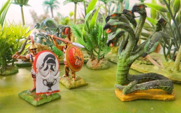 Du genre ! J'ai "bousillé" les décalcos et repris les dessins à la main.