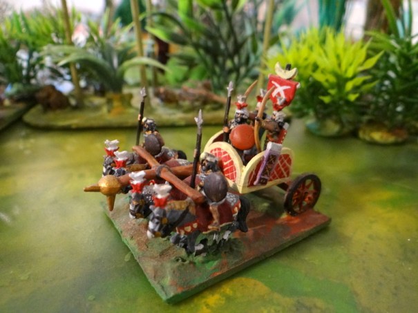 L'allié indien. Un vrai char d'assaut de l'époque avec 4 ou 5 combattants.