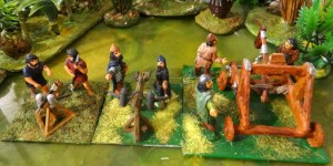 Des artilleurs"de l'Est". Ceux de gauche sont des Grecs Minifigs.