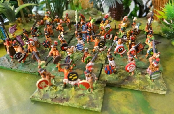 Un autre groupe. Le puriste notera la présence de Mayas déserteurs !