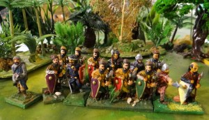 Les ruffians : Souvent commandés par un seigneur en rupture de ban, ils sont utiles en poursuite et pillages. Ici des figurines "Irregular" très moyennes.