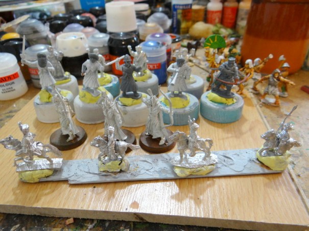 3 romains spectateurs, 4 arabes 25mm, 1 archer Frostgrave et 4 15mm (3 otomans AT et 1 nième "Eugéne" old glory que je vais peindre en officier d'état major.