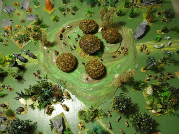 La jungle est peuplée, on dirait la rue Sainte Catherine un samedi.